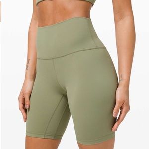 Lululemon Align Short 8"
Rosemary Green